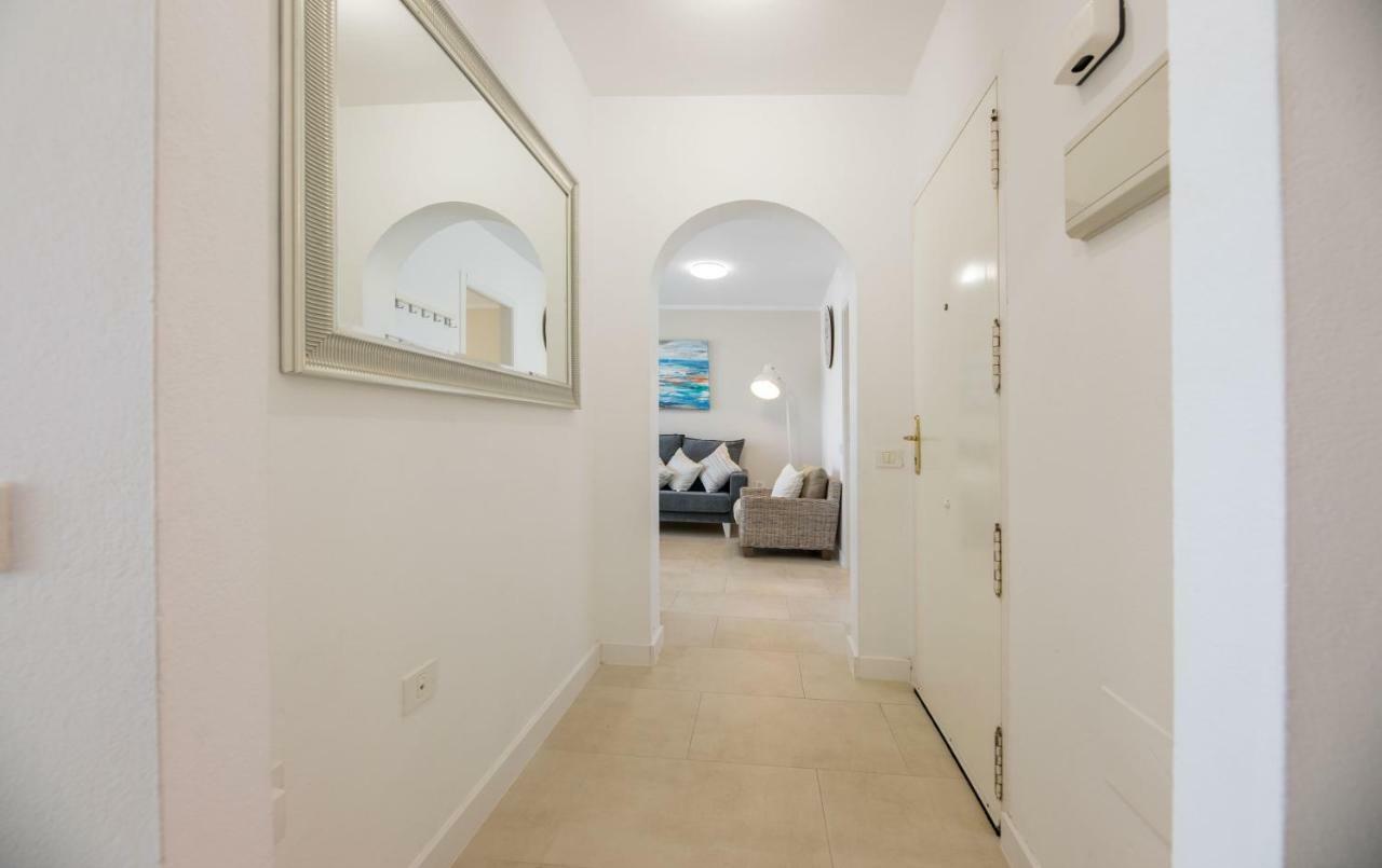 Ampio Luminoso 3 Camere 3 Bagni Giardino Quiete Wi-Fi Apartment
